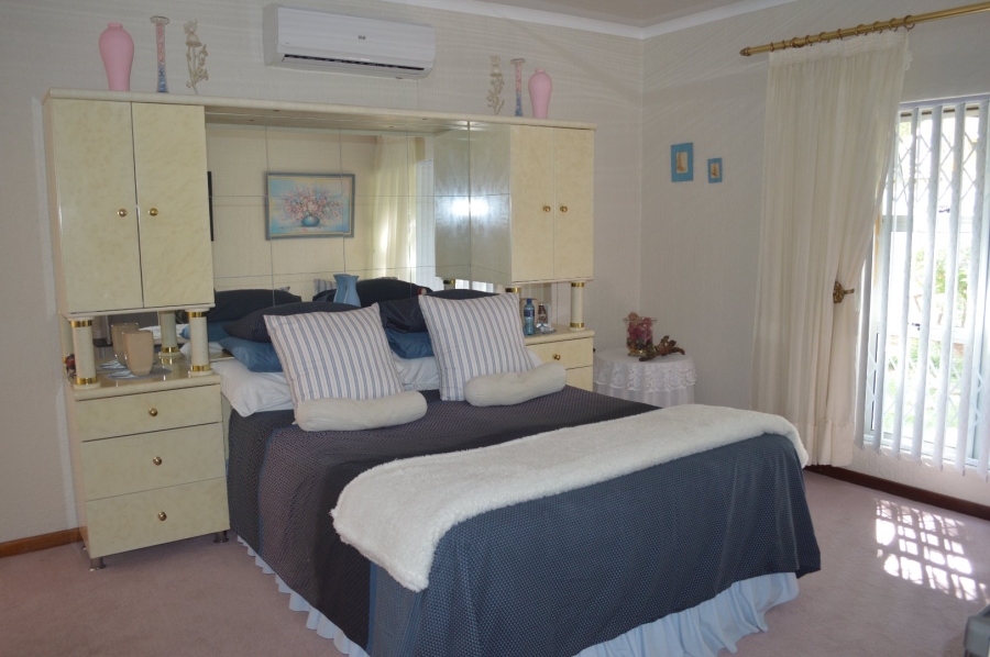 3 Bedroom Property for Sale in Flamwood North West